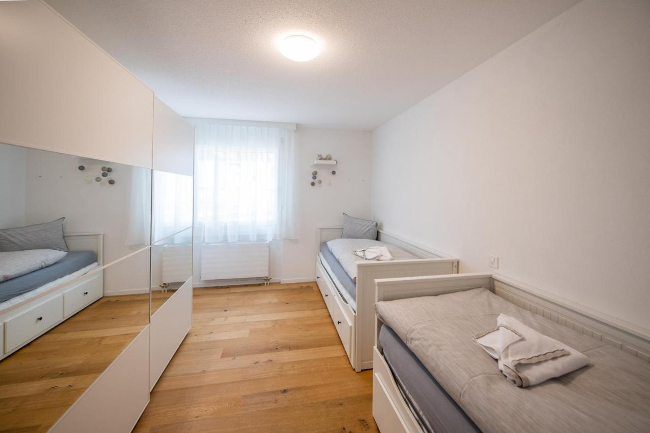 Agrimonia - 5,5-Zi Duplex Wohnung Bis 9 Personen Mit Eigenem Garten Davos Eksteriør bilde